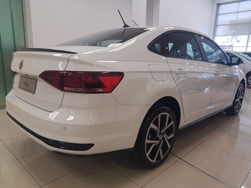 Imagen 2 de 15 de Volkswagen Virtus Gts 250 Tsi