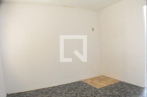 Imagem 11 de 15 de Casa Para Aluguel - Itapuã, 1 Quarto, 42 M² - 893642447