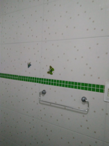 Apartamento De 2 Dormitórios E 1 Banheiro