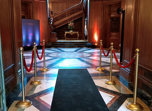 Alquiler Unifilas Alquiler Altar Jupa Alfombra Roja Persas