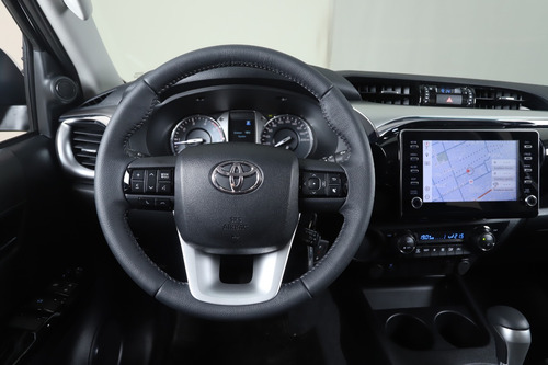 Imagen 10 de 25 de Toyota Hilux 4x2 Dc Srv 2.8 Tdi 6at J.r