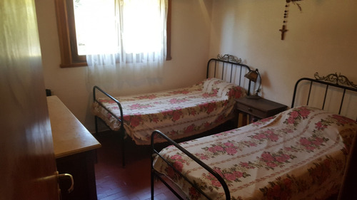 Imagen 11 de 14 de Dueño Vende Casa De 6 Amb. C/dep. Zona Iglesia (retasada)