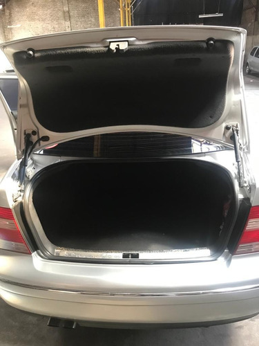 Volkswagen Bora 1.8 T Highline Tiptr Cu