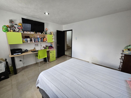 Casa En Venta, 5 Recamaras En Prado Norte, Mérida