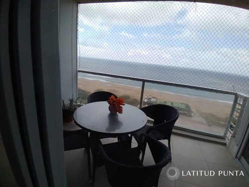 Imagen 3 de 13 de Apartamento En Le Parc, Oportunidad De 2 Suites Más Dependencia