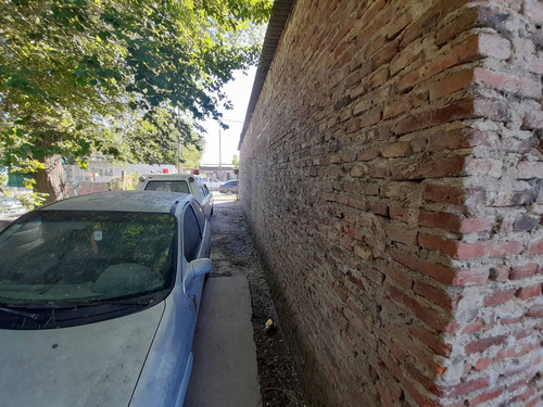 Imagen 4 de 6 de Venta Galpón Próximo A Zona Industrial