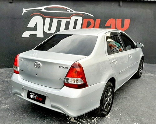 Imagem 4 de 10 de Toyota Etios 2019 1.5 X Plus 16v Aut. 5p