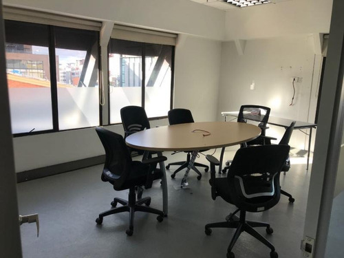 Oficina En Arriendo