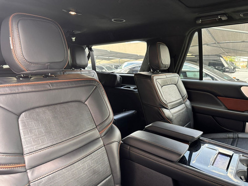 Lincoln Navigator 2024