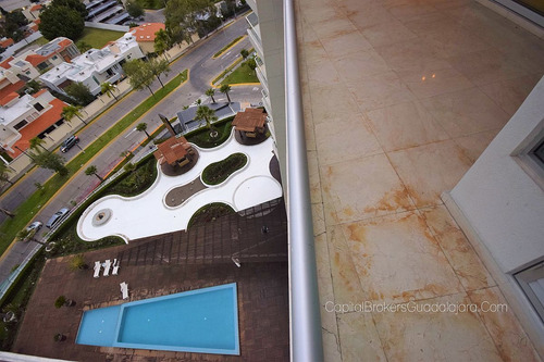 Departamento De Lujo En Venta En Torre Zsense Andares
