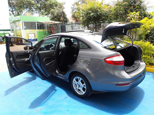 Ford Fiesta 1.6 Se At