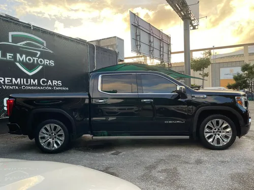 GMC Sierra 6.2 Denali Dvd At