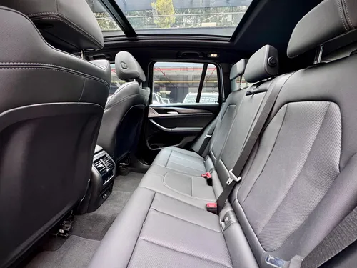BMW X3 X drive30e ( hibrida)