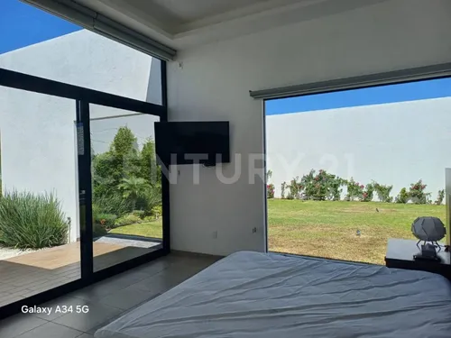 Venta De Casa Nueva, Con Alberca, Amplio Jardín Y 4 Recámaras, Atlixco, Puebla