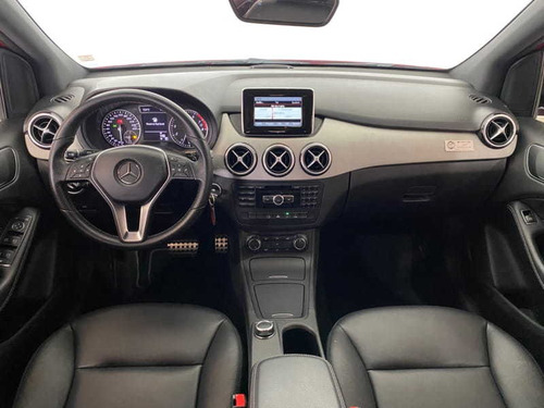 Imagem 10 de 15 de Mercedes-benz B-200 Cgi 1.6 Turbo 2013