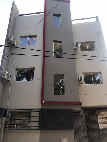 Departamento En Venta En Bernal Centro