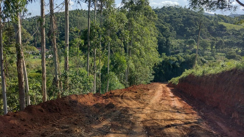 Imagem 3 de 25 de Vic20 - Adquira Já Um Terreno Com Preço Que Cabe No Seu Bolso Em Igaratá - Sp