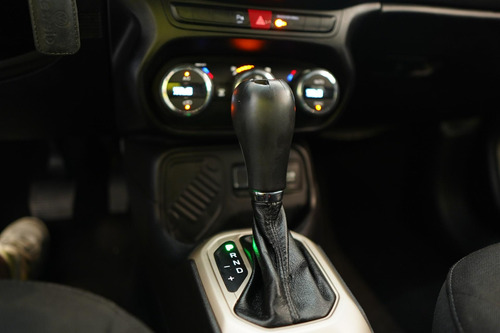 Jeep Renegade Longitude 1.8 4x2 Flex 16V Aut.