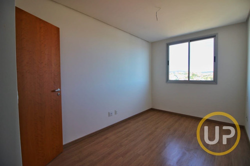 Imagem 9 de 15 de Casa Geminada Em São Goncalo - Contagem - 12097