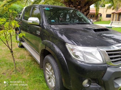 Toyota Hilux 3.0 Cd Srv Cuero 4x4 5at - A4 2015