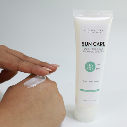 Imagen 3 de 8 de Protector Solar En Gel Para Cutis Graso/mixto Fps 50