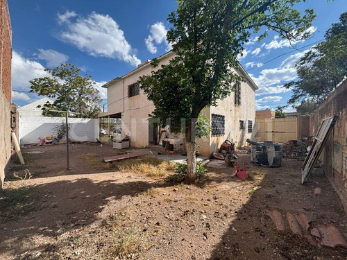 Casa En Venta En Colonia Revolución