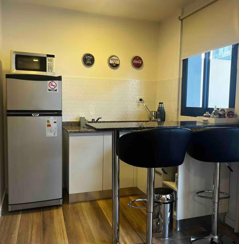 Departamento Monoambiente En Alquiler - 1 Baño - San Cristóbal