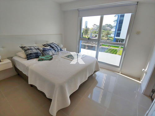 Apartamento En Punta Del Este, Brava- Ref: 126