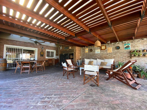 Imagen 21 de 26 de Casa De 3 Dormitorios Con Pileta Y Parrillero - San Eduardo - Fisherton