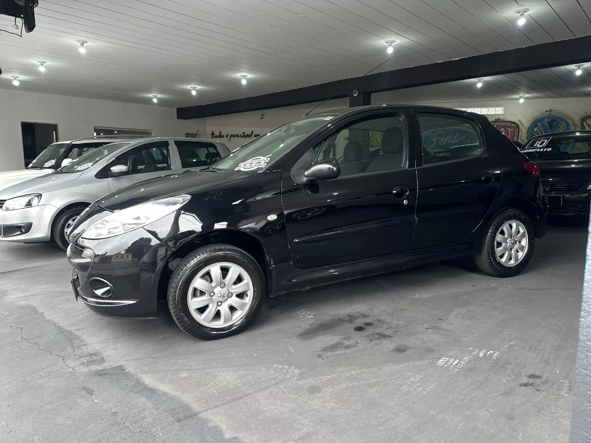 Peugeot 207 1.4 Xr Sport Flex 5p