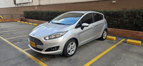 Ford Fiesta 1.6 Hatchback Se