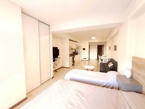 Departamento En Alquiler Loft Con Balcón En San Telmo, Capital Federal, Buenos Aires