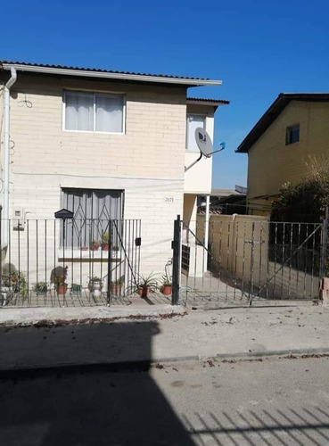 Se Vende Comoda Casa Ubicada En Villa Las Americas