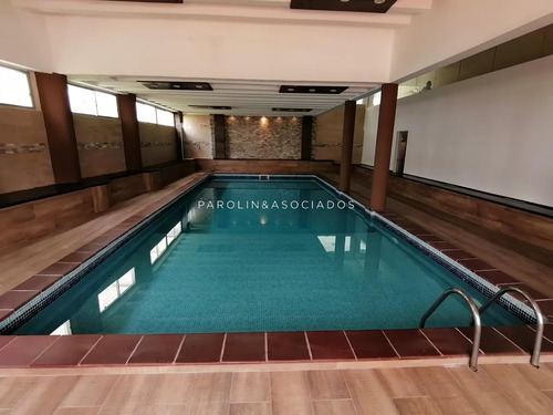 En Venta 3 Dormitorios Con Vista A La Isla Y Los Dedos, Amenities Completos