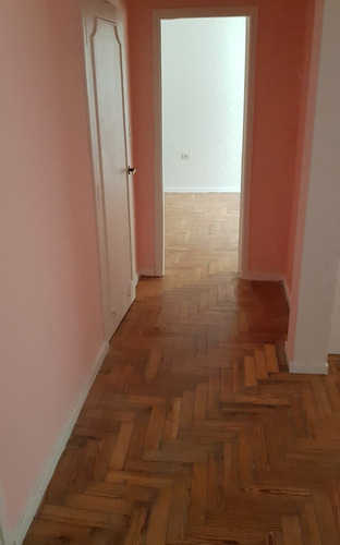 Imagen 13 de 30 de Piedras Al 1300 Y Av. Juan De Garay, San Telmo. Segundo Piso Por Escalera. 2 Ambientes. Superficie Total 80 M2. Super. Cubierta 42 M2. Terraza Anexable De 38 M2. Dormitorio Grande. Conexión Lavarropas