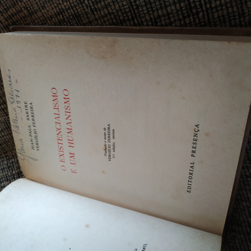 Livro O Existencialismo É Um Humanismo - 2 C