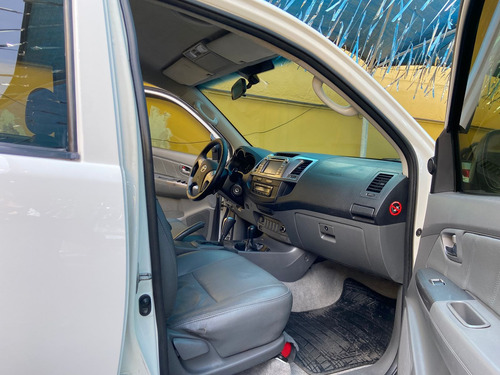 Toyota Hilux 3.0 Srv Cab. Dupla 4x4 Aut. 4p