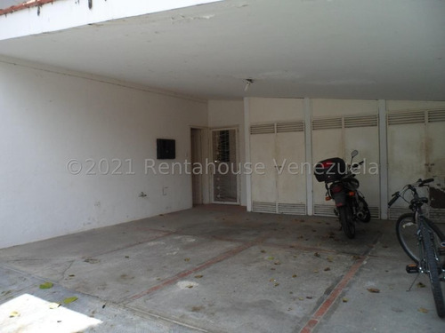 Imagen 2 de 14 de Casa En Venta Los Chorros Cod. 21-18122-y Ymanol Elizalde 0414-3227631