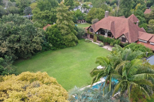 Imagen 4 de 29 de Lote Único De Mas De 3.000m2 Con Casa P/actualizar, En Lo Mejor De Lomas Jockey.