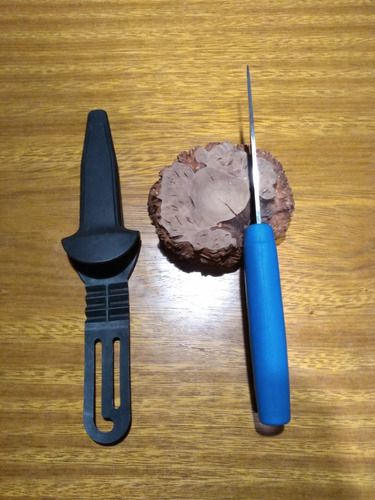 Cuchillo Mora Frosts Con Mango De Plástico Azul (Usado)