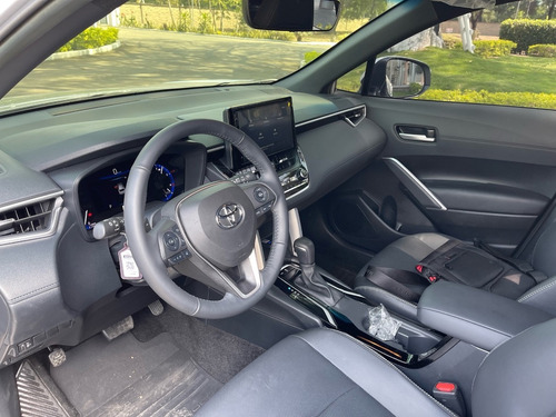 Imagen 4 de 12 de Toyota Corolla Cross Xei Gasolina