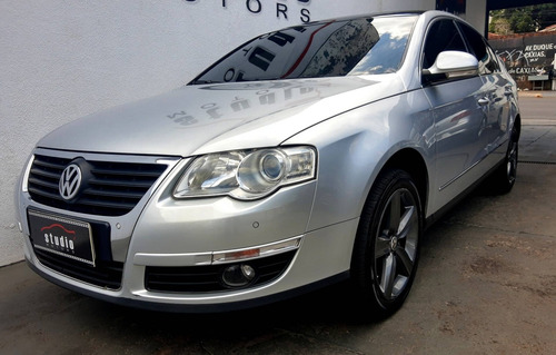 Volkswagen Passat 2.0 Fsi Comfortline 16v Turbo Gasolina 4p
