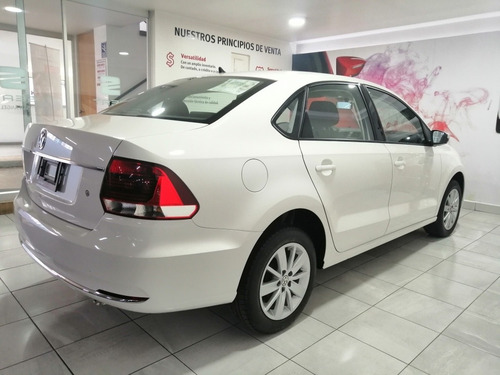 Imagen 5 de 10 de Volkswagen Vento 2019 1.6 Confortline Mt