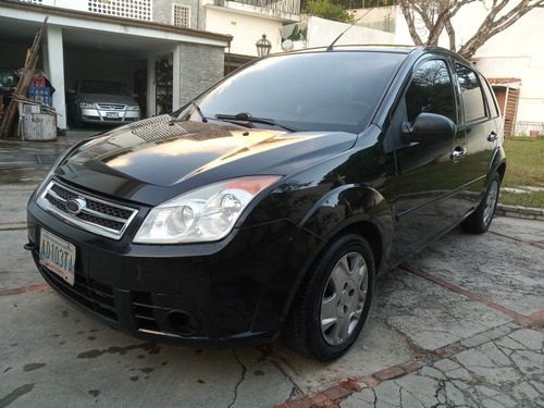 Ford Fiesta Max