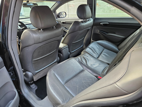Honda Civic 1.8 Lxs Flex Aut. 4p