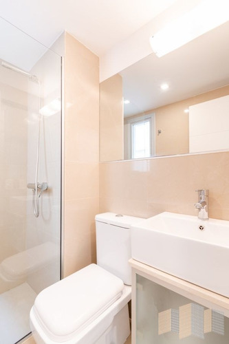 Imagen 23 de 28 de Apartamento De Tres Dormitorios En Suite En Alquiler Con Vista El Mar En Primera Línea Playa Brava