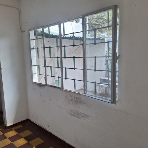 Casa Un Dormitorio En Ph Muy Luminosa