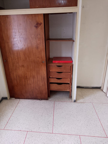 Apartamento En Venta Santa Rosalia (rs90)