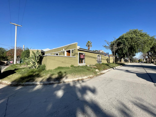 Venta Casa En Quintas De Arguello, Córdoba