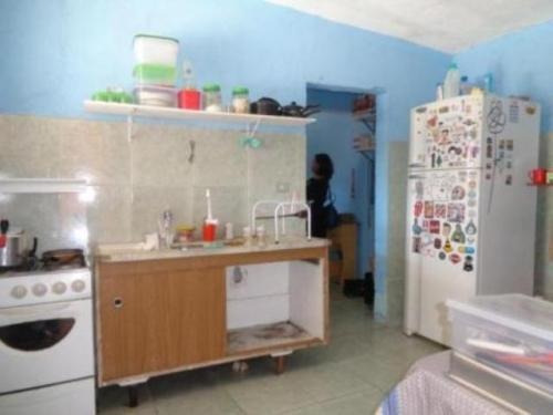 Imagem 4 de 6 de Edícula Com 2 Comércios, Perto Da Lado Praia Bem Localizada!